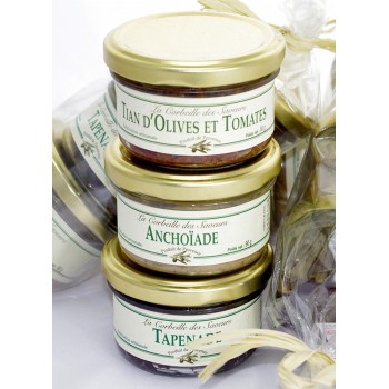 Moulin de la Garrigue  coffret cadeau Huile, Tapenade et Olives